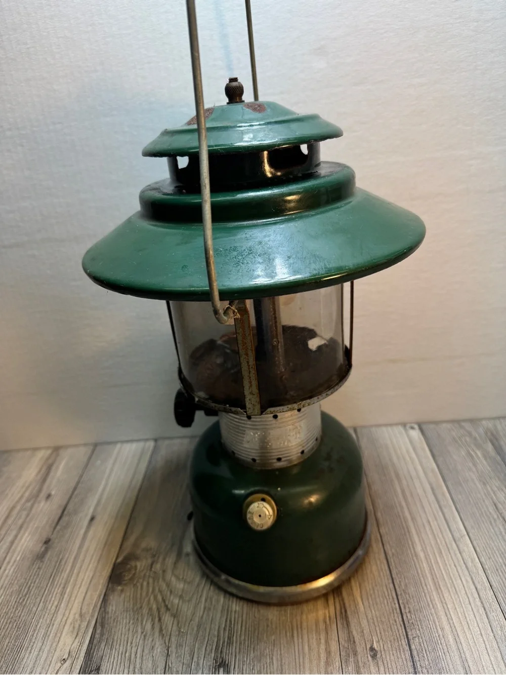 Vintage Coleman 228F Camping Big Hat Double Mantle Green Lantern Gas Lamp